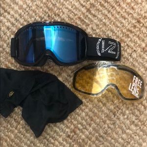 Ski/ Snow Boarding goggles
